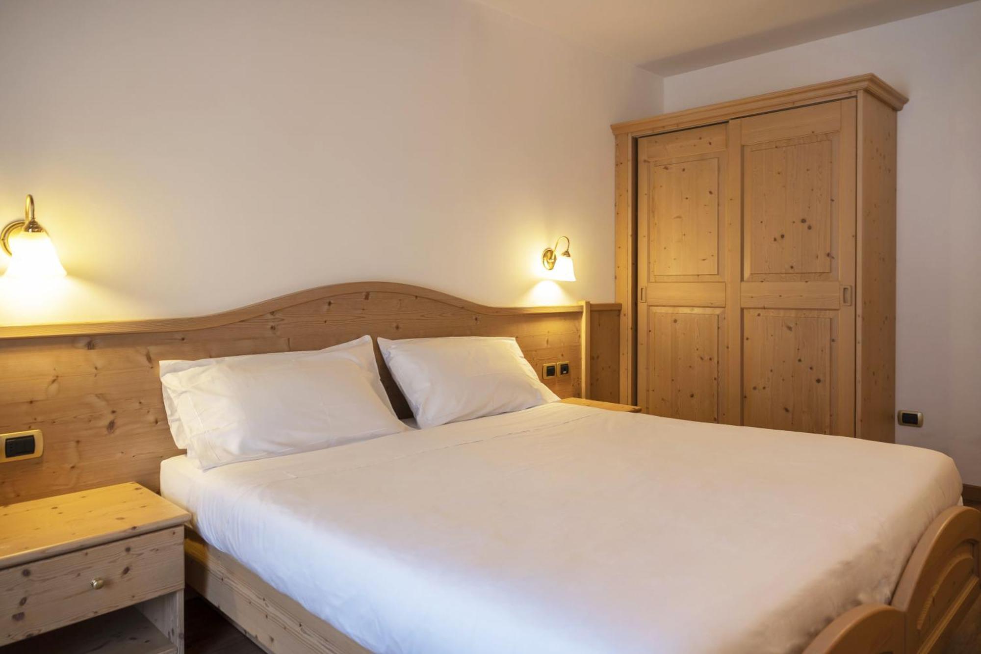 Beverly Hotel Pinzolo Kamer foto